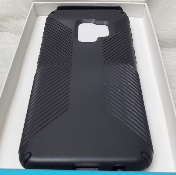 Speck Cellphone Cover - Picture 5 of 7